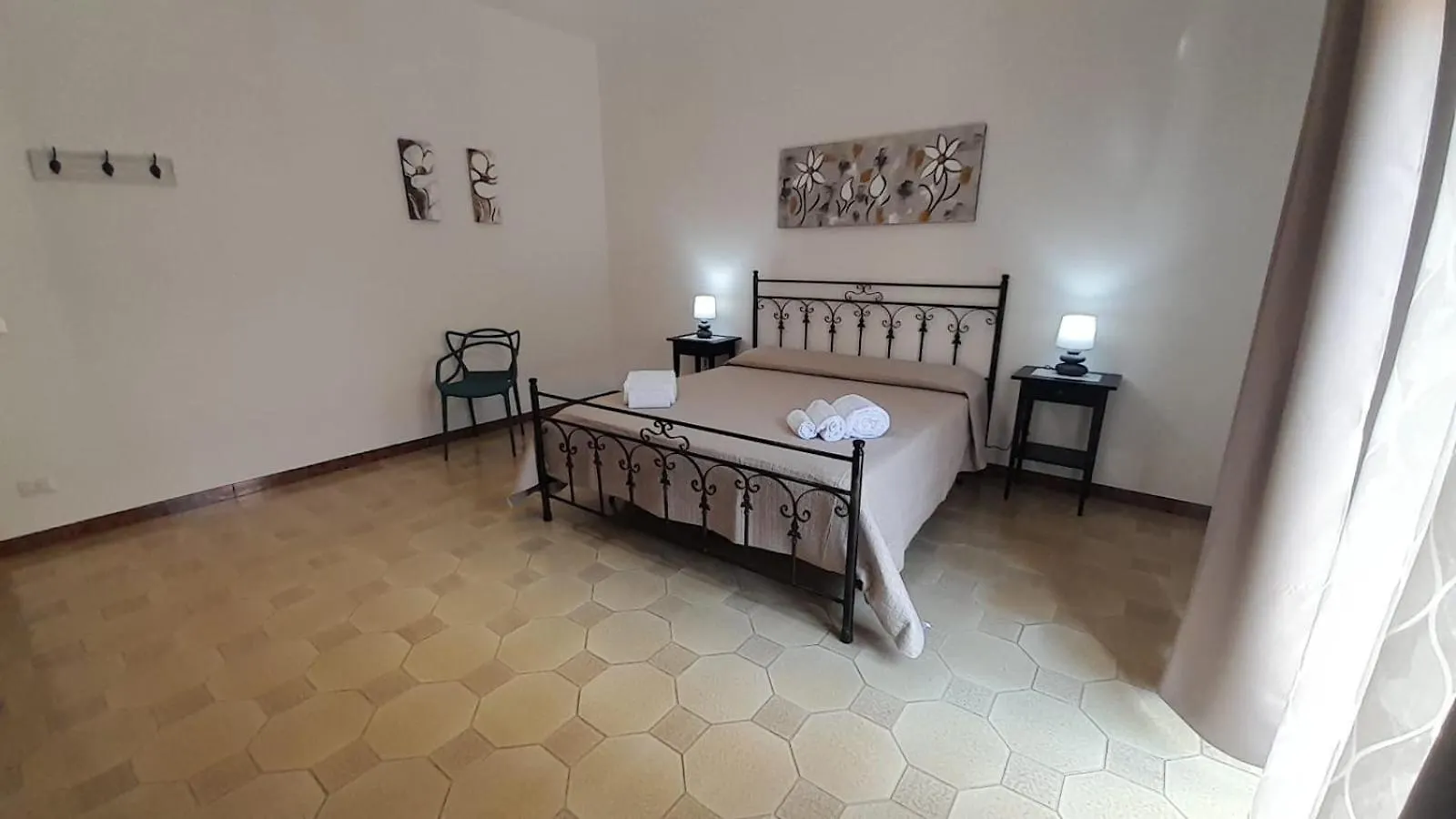 Pianofilecciarooms Salemi 0*,  Italy