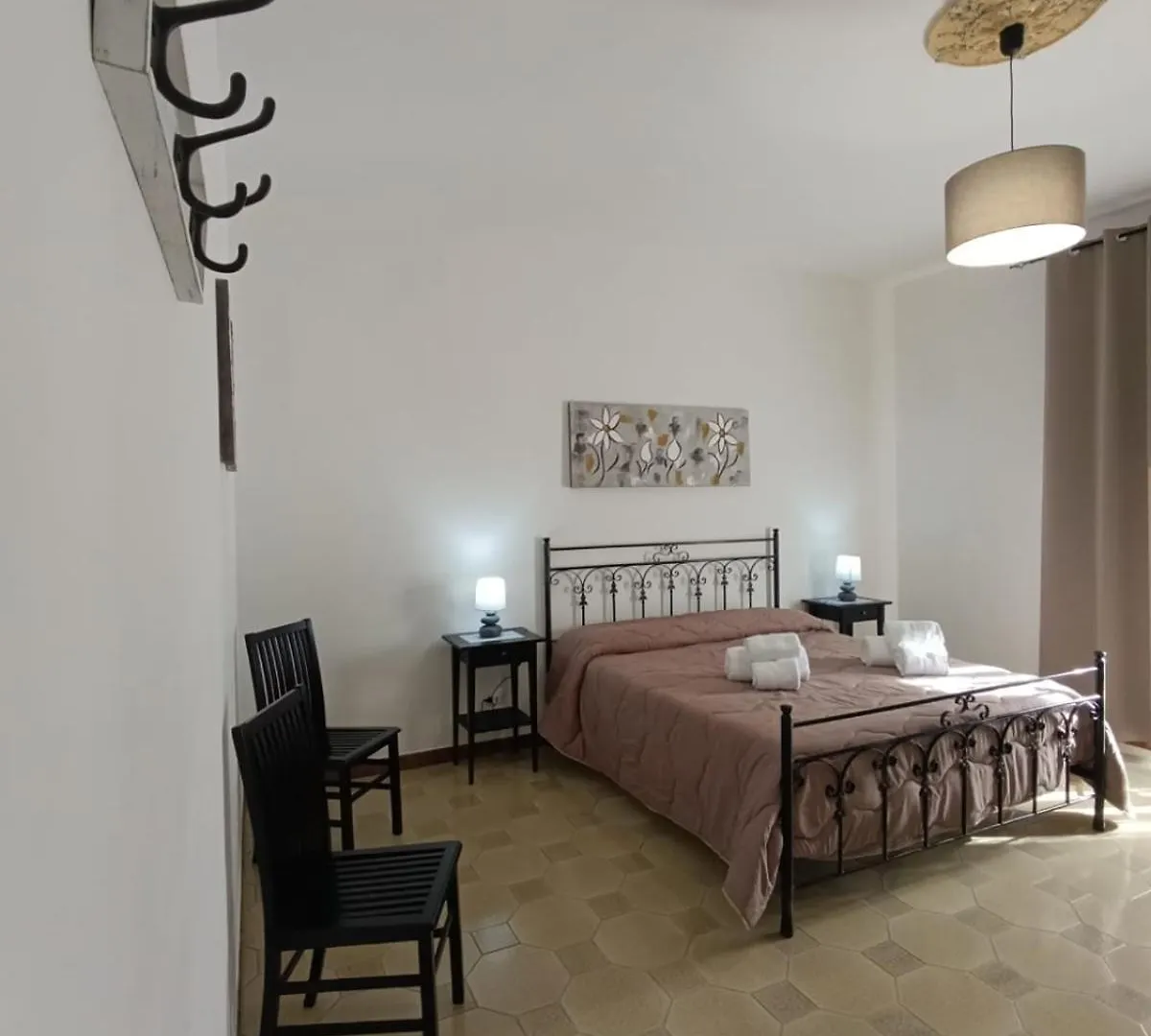 Pianofilecciarooms Salemi Guest house